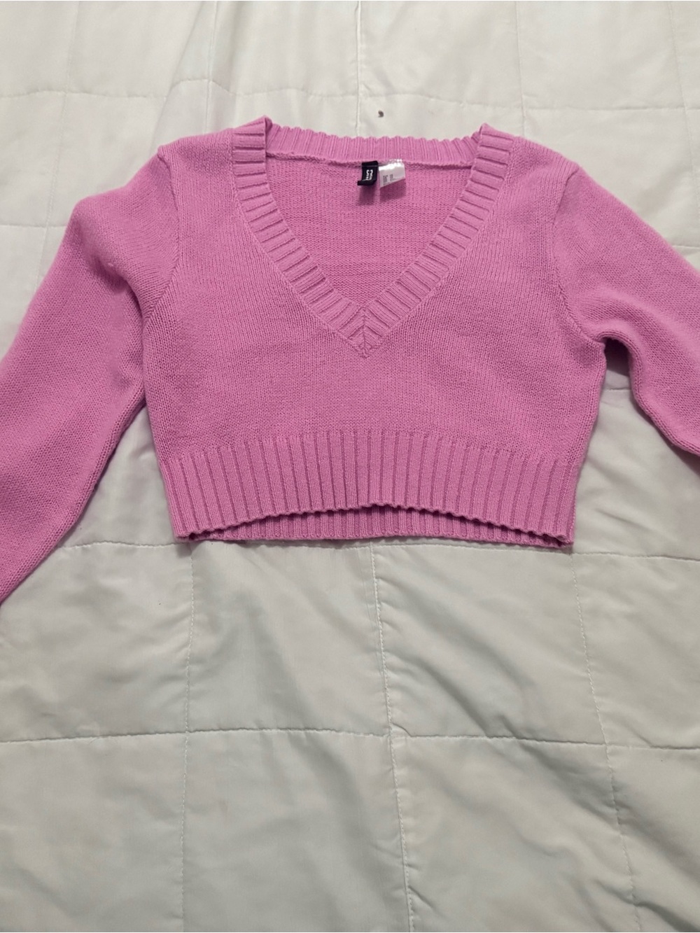 H&M Lilac V-Neck Cropped Sweater
